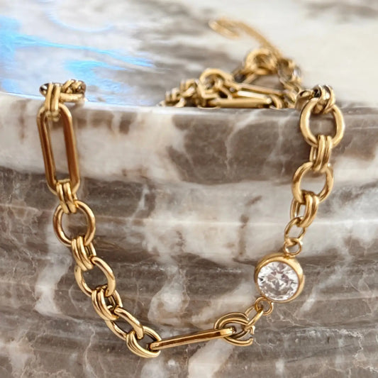 The Golden Glow Necklace